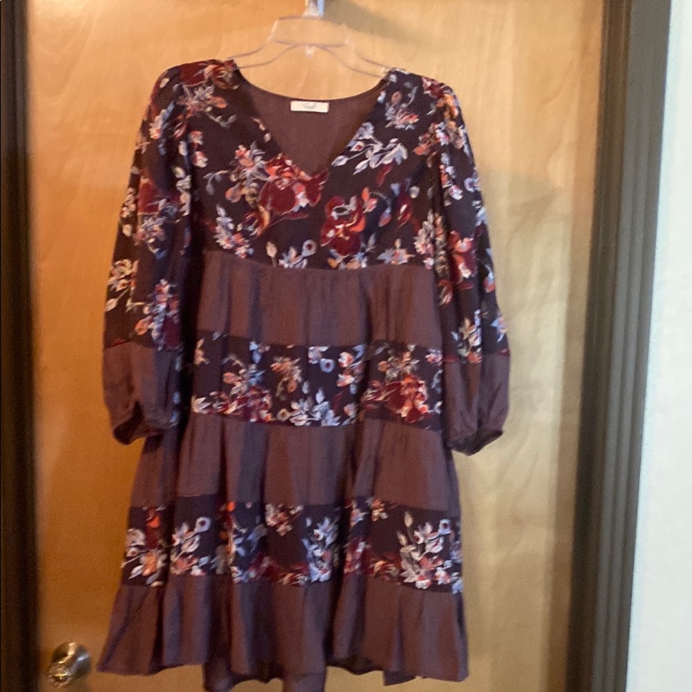 Easel Brown Casual Tiered Dress with V-Neck; Has Pockets